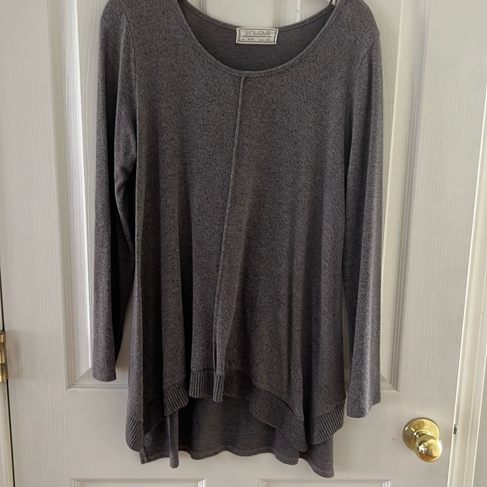 Small tunic fits like a medium